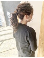 ニド(2do)&nbsp;結婚式お呼ばれゆるふわポニー