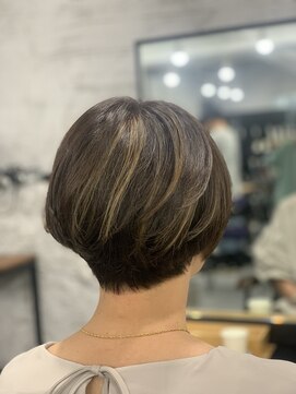 ミコ(MICO hair) ハイライトボブ