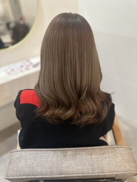 ラビス クローバー(Lovis clover) ミルクティーブラウン♪♪