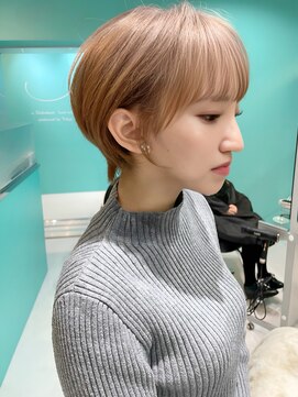 ユー イケブクロ(u Ikebukuro) ショート/くびれショート/ブリーチ/ハイトーンカラー