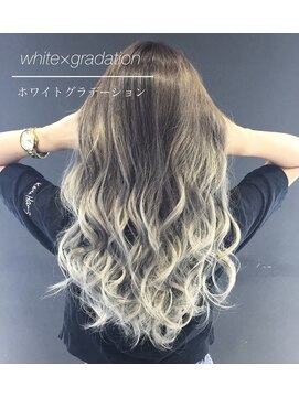 アンジェ(Ange) ブラウン、ハイライト、グラデーション、エクステ、インナー