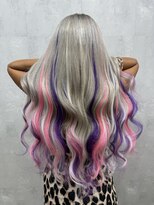 ボヤージュニケ(Voyage Nike)&nbsp;原色編み込みエクステあります