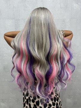 ボヤージュニケ(Voyage Nike) 原色編み込みエクステあります