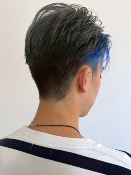 ラギッド 大野城店(RUGGED) 刈り上げ ブルーカラー ツーブロック ポイントカラー アッシュ