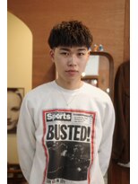 エディ(Edy)&nbsp;メンズ刈り上げスパイキーショートニュアンスパーマ眉毛カット