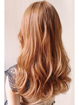 ミー 新宿(MII) オレンジベージュ/ダブルカラー/髪質改善/縮毛矯正/新宿/MII