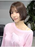 オリーブベージュミニボブ顔まわりレイヤー