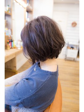 リル(Lilou) 【Lilou】ナチュラルボブ　くせを活かすショートスタイル