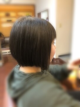 アカリ(akari) 定番ボブ