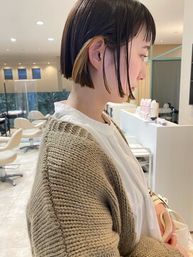 ノアーズ(Noah's) インナーカラー×オン眉bob