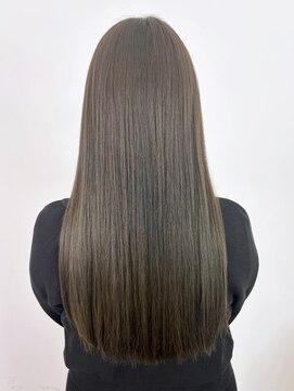 アイティー バイ アルバム 浦和店(IT by ALBUM) 美髪カーキベージュグレーベージュグレージュカラー_ba499541