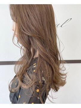 タブーセントラル(TABOO Central) ヘルシーベージュ