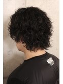 大人のミディアムパーマスタイル