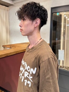アトリエ(atelier.)の写真/【メンズ専門スタイリスト在籍】カット＋パーマ￥8,400◆再現性が高く毎朝のセットも楽にキマると高評価◎