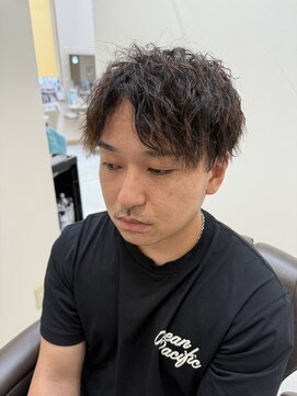 アップリップスダブリュー(Uplips.w) 【メンズおすすめ！】パーマ×センターパート