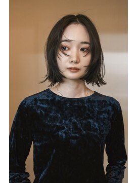 ガタカ(GATTACA) ニュアンスボブとオリーブブラウン