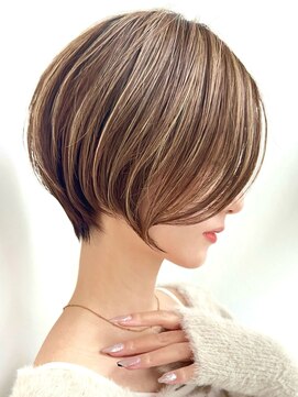 アンド ストーリーズ(&STORIES) 髪型前髪あり前髪なし面長丸顔/20代/30代/40代/ショート【倉田】