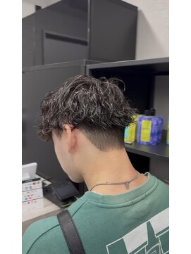 コードバイケンジ 戸塚(CODE by KENJE) 抜け感×束感で魅せる大人の韓国風ヘア