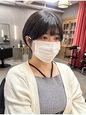 耳掛け丸みショート