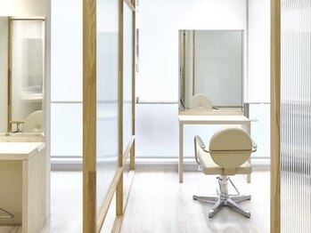 トッカ 千葉ANNEX店(tocca)の写真/【一人一人のお客様に真剣に向き合いたい】との思いで全席完全個室。人目を気にせずにリラックスできます◎