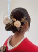 成人式着物ヘア　タイトシニョン