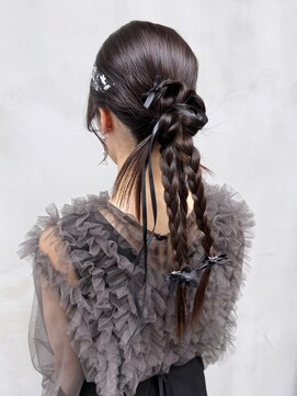 アルバム 渋谷パルコ(ALBUM) ロング大人ガーリーおくれ毛前髪カット_ba575343