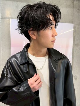 アコロン(acoron.) センターパート/毛流れ/パーマ/曲がる縮毛矯正/池袋メンズカット