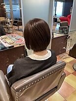 シャンプーボーイ 佐賀(SHAMPOO BOY)&nbsp;ショートボブ白髪ぼかし/乾かすだけでまとまる