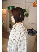 ソワ バイ ルシル(SOIE by Lucile)&nbsp;ぱつっとボブ＋透明感ブラウン・　ショートカット