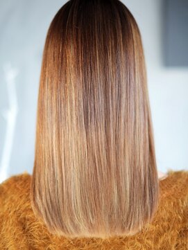 ジュール 銀座(Joule) 洗練された大人ストレートヘア　[銀座]