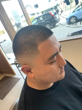 エルエー バーバーショップ 草津店(L.A BARBERSHOP) スタイリスト【橋本】ボウズフェード