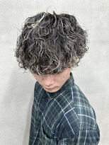 ダズルヘアーエイチ(DAZZLE hair H)&nbsp;尾崎指名/ツイスト波巻きプードルスパイラルパーマ
