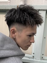 ココテラス(coco terrace)&nbsp;ツイスト/フェードカット/ホワイトメッシュ