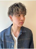 外国人風カーリーヘア　ハイライト　/10代20代30代