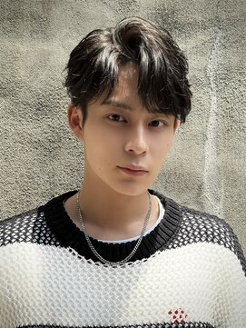 ロンド アンブル 四条烏丸(Lond ambre) 萱原大幹 センターパート/眉毛/短髪/メンズカット