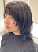顔周りレイヤーカットくびれヘアミルクティーベージュカラー