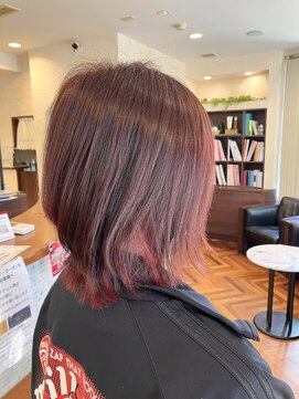 ファーレンピュアスウィート(fahren-pure-suite) インナーカラー/ウルフカット/レッド系カラー