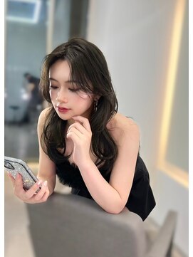 ノク 渋谷(nok) 前髪なしオリーブ_オリーブベージュレイヤーカットウェットヘア