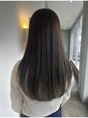 オリーブベージュ