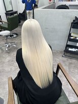 モニカ 原宿店(MONIQA) ホワイトブロンド