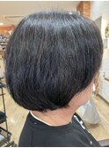 ショートボブ