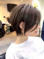 ラフ 立川(Laff)&nbsp;立川似合わせカット小顔ショート丸みショートボブグレージュ