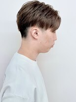 モリオ(morio)&nbsp;センターパート/モカブラウン/ブリーチ/モカムース/モテる髪型