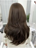 ヘーゼルベージュ　ブリーチなし　レイヤーカット　海外風
