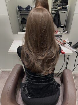 ブリーチなしオリーブベージュ