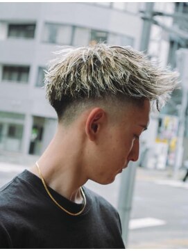 ラフカッターズ 立川店別館 スパイキーショート【立川/理容室/床屋/顔剃り/シェービング】