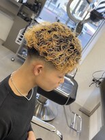 グルーマーズトウキョウ(GROOMER/S TOKYO)&nbsp;men's/ラルフカール/ハードパーマ/ブリーチ/スペインカール