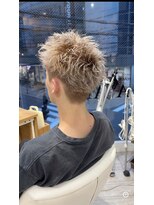 アヴァンス 広島本通店(AVANCE.)&nbsp;スパイキーショート×ホワイトベージュ