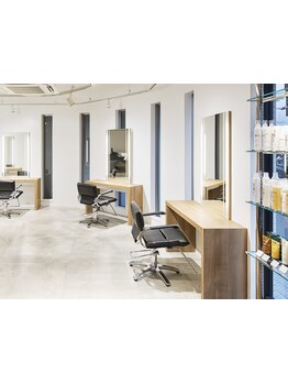 【マンツーマンで対応】専属のスタイリストが全てのサービスを責任持ってご提供いたします。[関内]