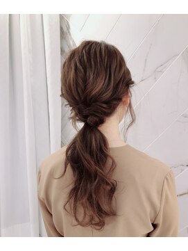 カノイ(KANOI) ゆるふわモテ髪パーティーアレンジ